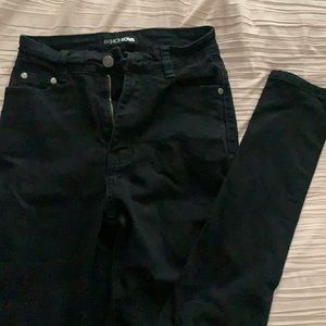 Fashion Nova skinny jeans